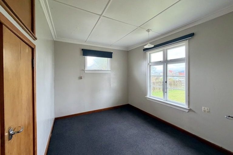 Photo of property in 3 Daniell Street, Bulls, 4818