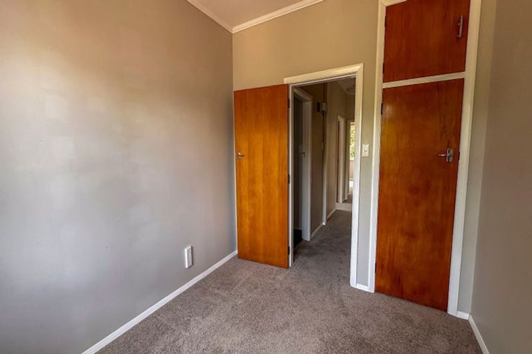 Photo of property in 128 Napier Road, Havelock North, 4130