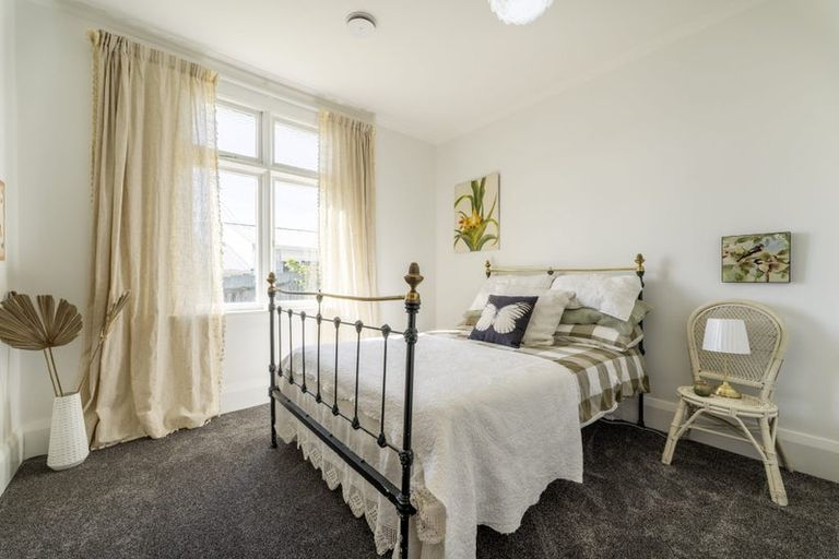 Photo of property in 12 Roslyn Terrace, West End, Timaru, 7910