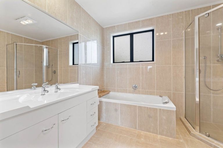 Photo of property in 73 Chesham Avenue, Richmond Heights, Taupo, 3330