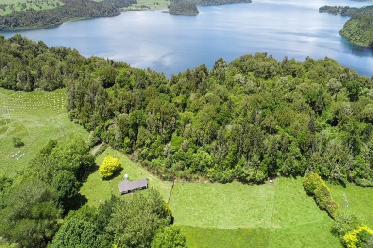 Photo of property in 21a Hamilton Road, Lake Rotoma, Rotorua, 3074