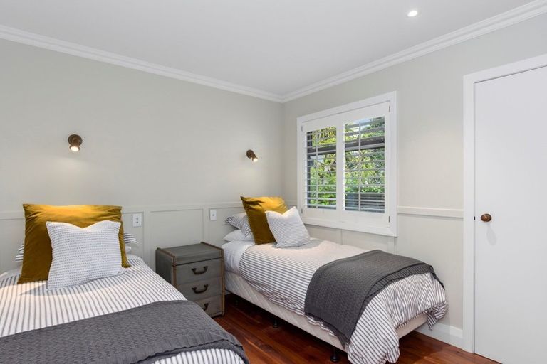 Photo of property in 97 Karewa Parade, Papamoa Beach, Papamoa, 3118