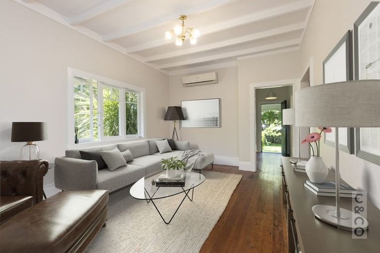 Photo of property in 74 Awaroa Road, Helensville, 0800