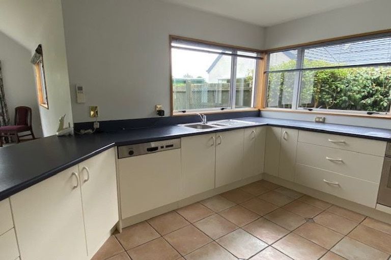 Photo of property in 68 Balrudry Street, Avonhead, Christchurch, 8042