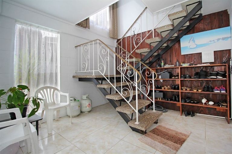 Photo of property in 107 Grande Vue Road, Hillpark, Auckland, 2102