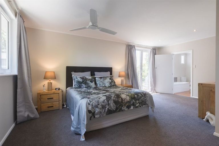 Photo of property in 376 Neudorf Road, Upper Moutere, 7175