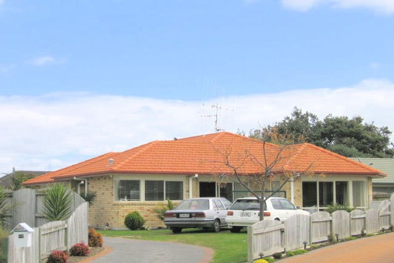 Photo of property in 92 Denny Hulme Drive, Mount Maunganui, 3116