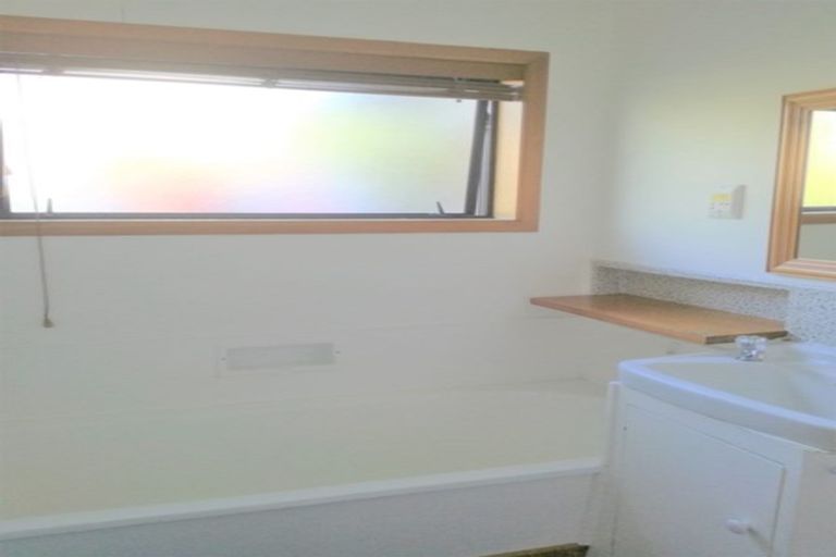 Photo of property in 51 Devon Road, Bucklands Beach, Auckland, 2012