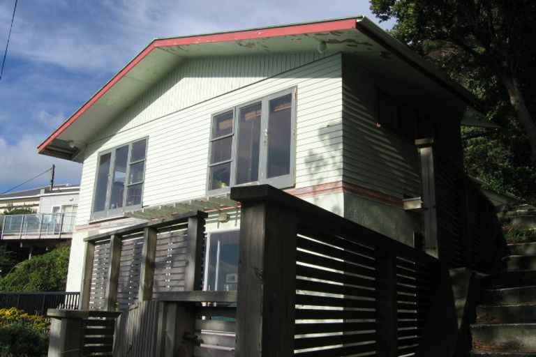 Photo of property in 120 Maida Vale Road, Roseneath, Wellington, 6011