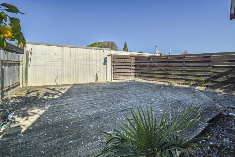 Photo of property in 1202a Heretaunga Street East, Parkvale, Hastings, 4122