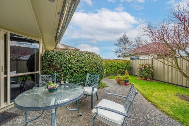 Photo of property in 14 Flemington Place, Taradale, Napier, 4112