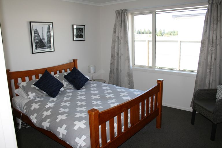 Photo of property in 18 Greenfield Place, Twizel, 7901