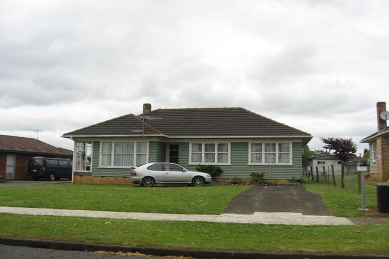 Photo of property in 18 Windmill Road, Pukekohe, 2120
