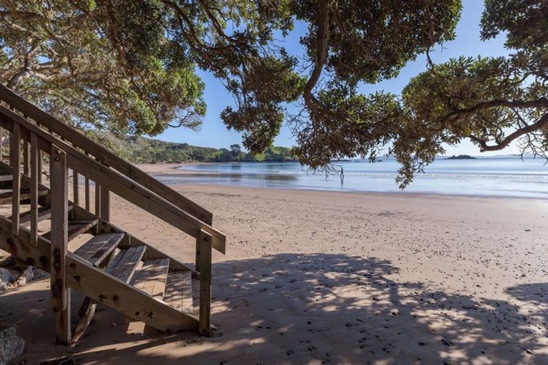 Photo of property in 56 Bayside Drive, Coopers Beach, 0420