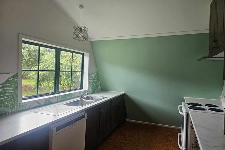 Photo of property in 42 Walker Road West, Aongatete, 3178