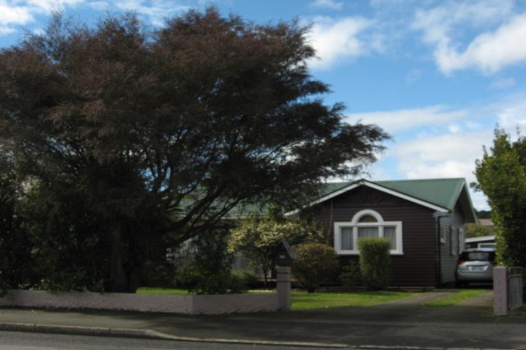 Photo of property in 186 Commercial Street, Takaka, 7110