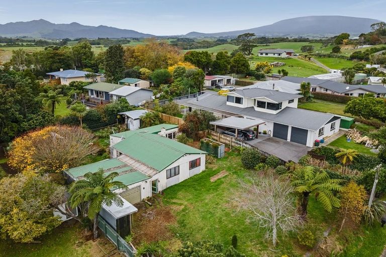 Photo of property in 95 Oxford Road, Okato, 4335