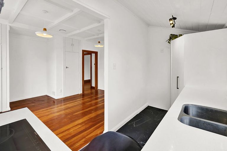 Photo of property in 293a Cambridge Road, Hillcrest, Hamilton, 3216