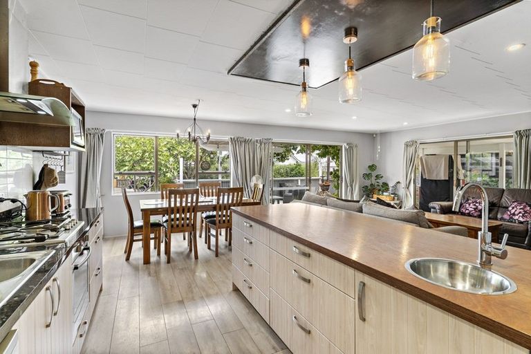 Photo of property in 51 Cologne Street, Martinborough, 5711