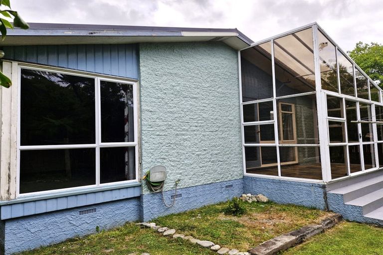 Photo of property in 79 Hall Street, Cobden, Greymouth, 7802