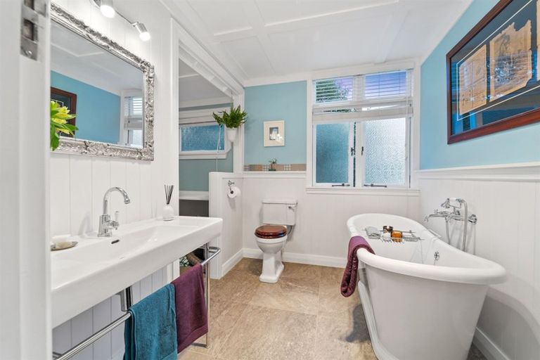 Photo of property in 55 Rautawhiri Road, Helensville, 0800