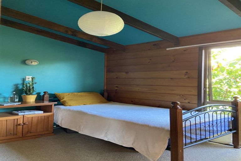 Photo of property in 1/28 Scotstoun Place, Glen Eden, Auckland, 0602