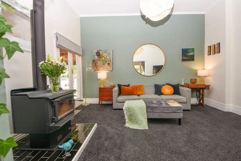 Photo of property in 16 King Street, Carterton, 5713