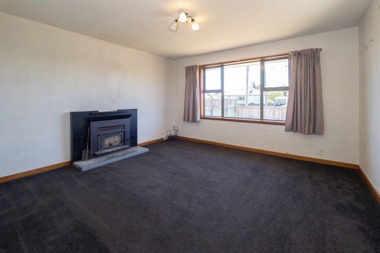 Photo of property in 69 Mcmurdo Street, Tinwald, Ashburton, 7700