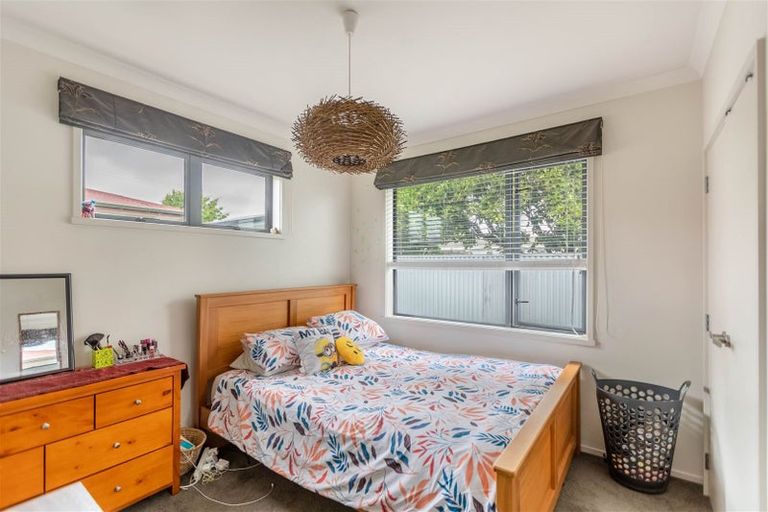 Photo of property in 6a Kauri Street, Taradale, Napier, 4112