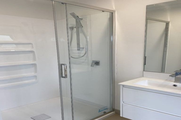 Photo of property in 2/18 Pickering Crescent, Chedworth, Hamilton, 3210