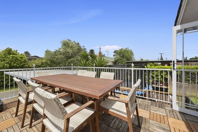 Photo of property in 30 Glenview Terrace, Glenview, Hamilton, 3206