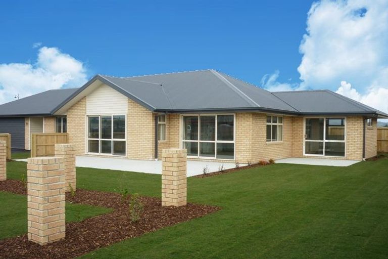 Photo of property in 6 Harston Place, Wigram, Christchurch, 8042