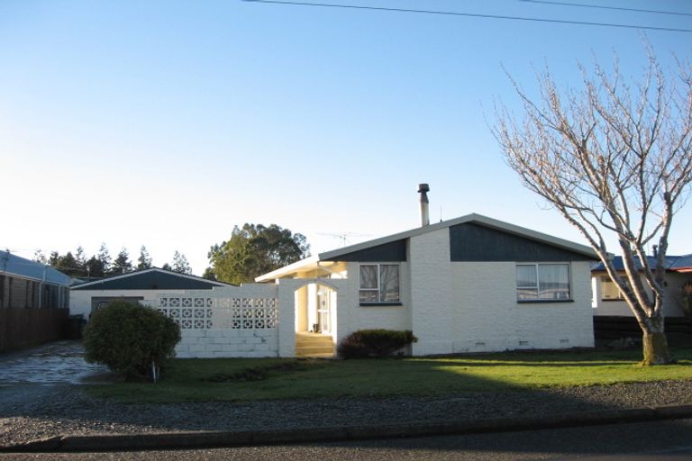 Photo of property in 57 Park Street, Winton, 9720