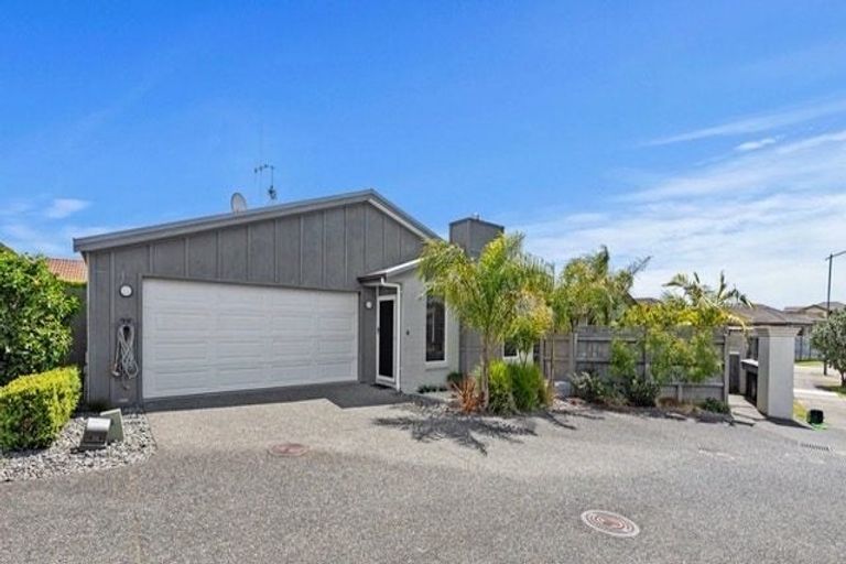 Photo of property in 4/18 The Glade, Papamoa Beach, Papamoa, 3118