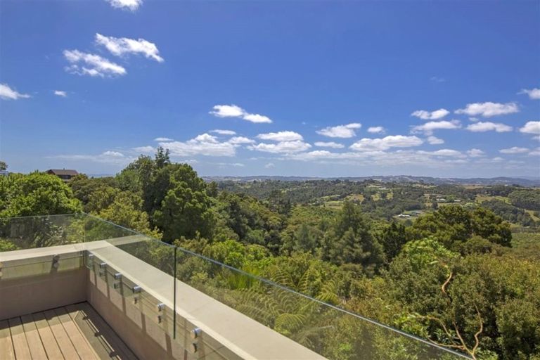 Photo of property in 149 Point View Drive, East Tamaki Heights, Auckland, 2016