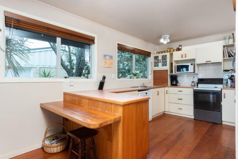 Photo of property in 131 Karewa Parade, Papamoa Beach, Papamoa, 3118