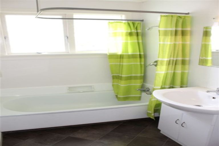 Photo of property in 115b London Street, Dunedin Central, Dunedin, 9016