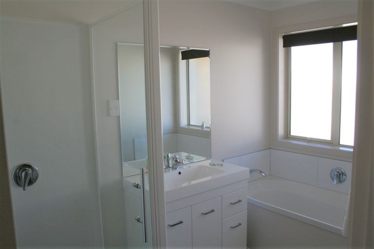 Photo of property in 18 Greenfield Place, Twizel, 7901