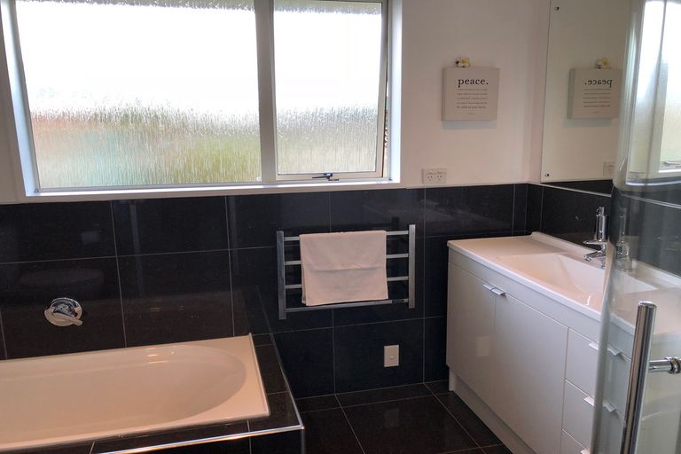 Photo of property in 32 Silverstream Drive, Mosgiel, 9024