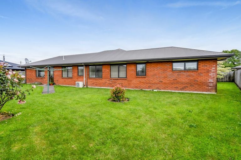 Photo of property in 20 Estate Grove, Inglewood, 4330