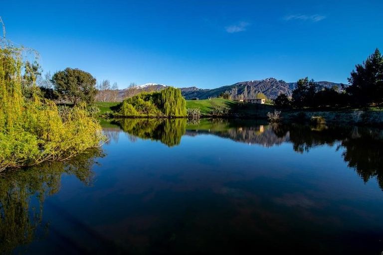 Photo of property in 68 Hogans Gully Road, Arrowtown, 9371