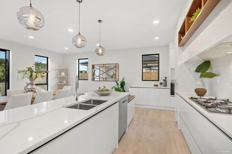 Photo of property in 38 Fort Lincoln Loop, Karaka, Papakura, 2113