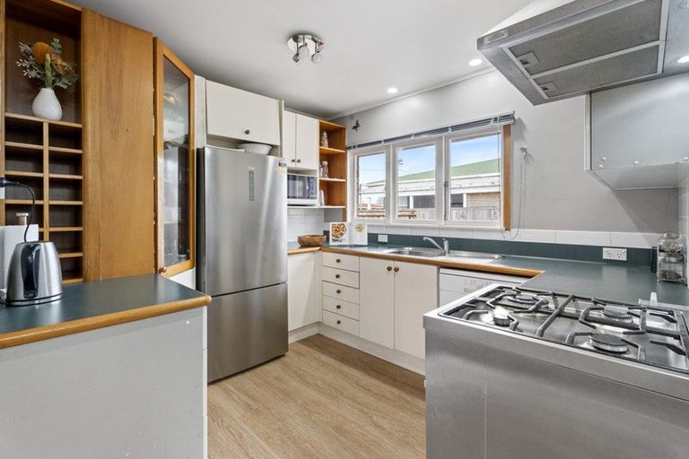 Photo of property in 25 Coleridge Drive, Enderley, Hamilton, 3214