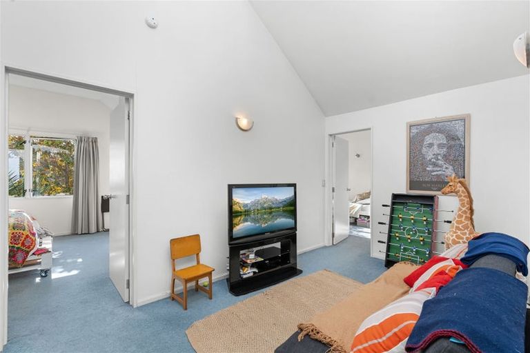 Photo of property in 2/32 Winchester Street, Merivale, Christchurch, 8014