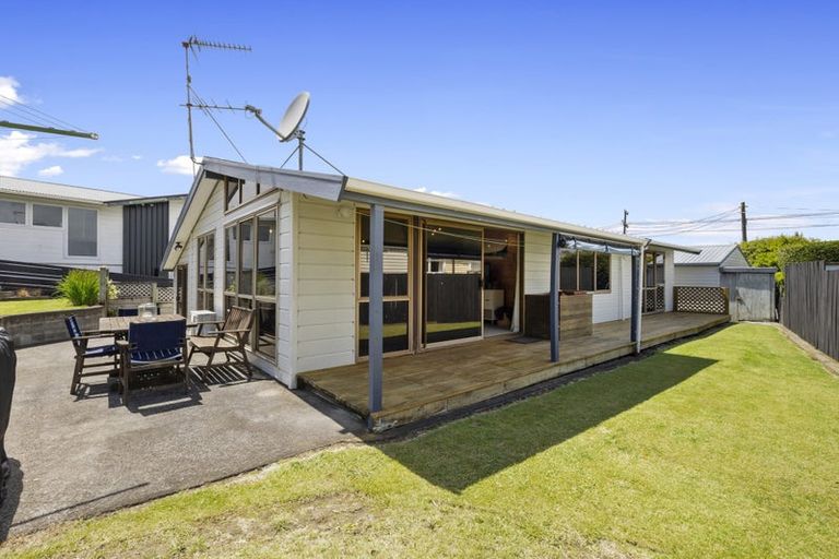 Photo of property in 11 Hua Street, Bell Block, New Plymouth, 4312
