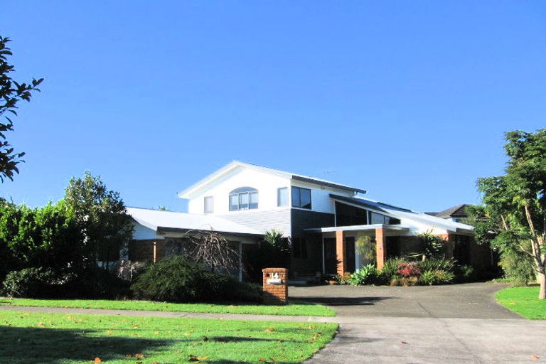 Photo of property in 14 Advance Way, Albany, Auckland, 0632