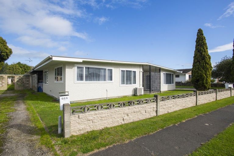 Photo of property in 664 Gladstone Road, Te Hapara, Gisborne, 4010