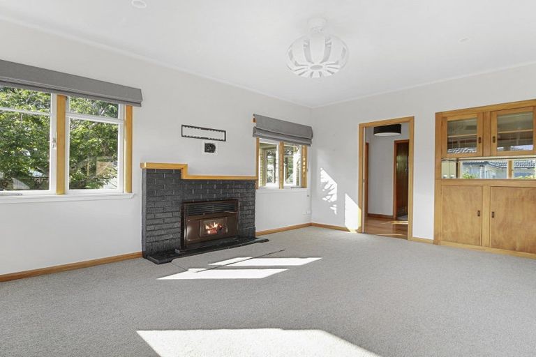 Photo of property in 18 Bolmuir Road, Forest Lake, Hamilton, 3200