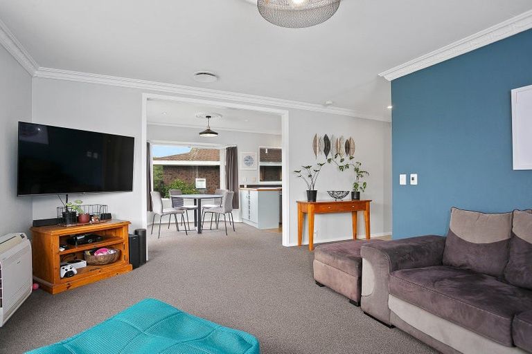 Photo of property in 39 Sheridan Crescent, Leamington, Cambridge, 3432