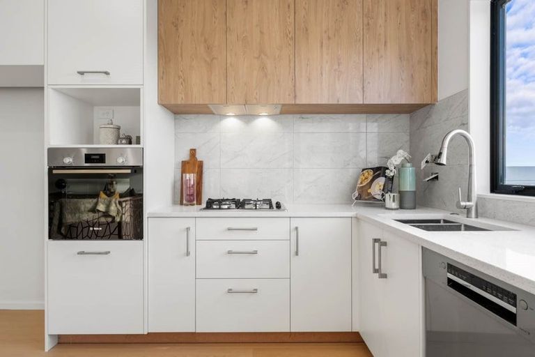 Photo of property in 7 Puwha Street, Massey, 0614